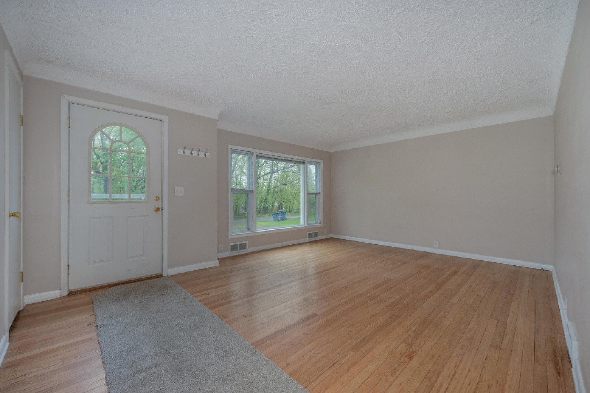 2916 Wellington Road Kalamazoo, MI 49008 - Photo 8 of 20 Wellington Rd_8