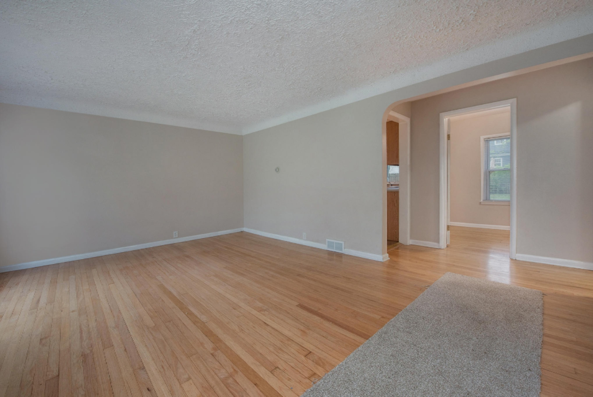 2916 Wellington Road Kalamazoo, MI 49008 - Photo 9 of 20 Wellington Rd_10