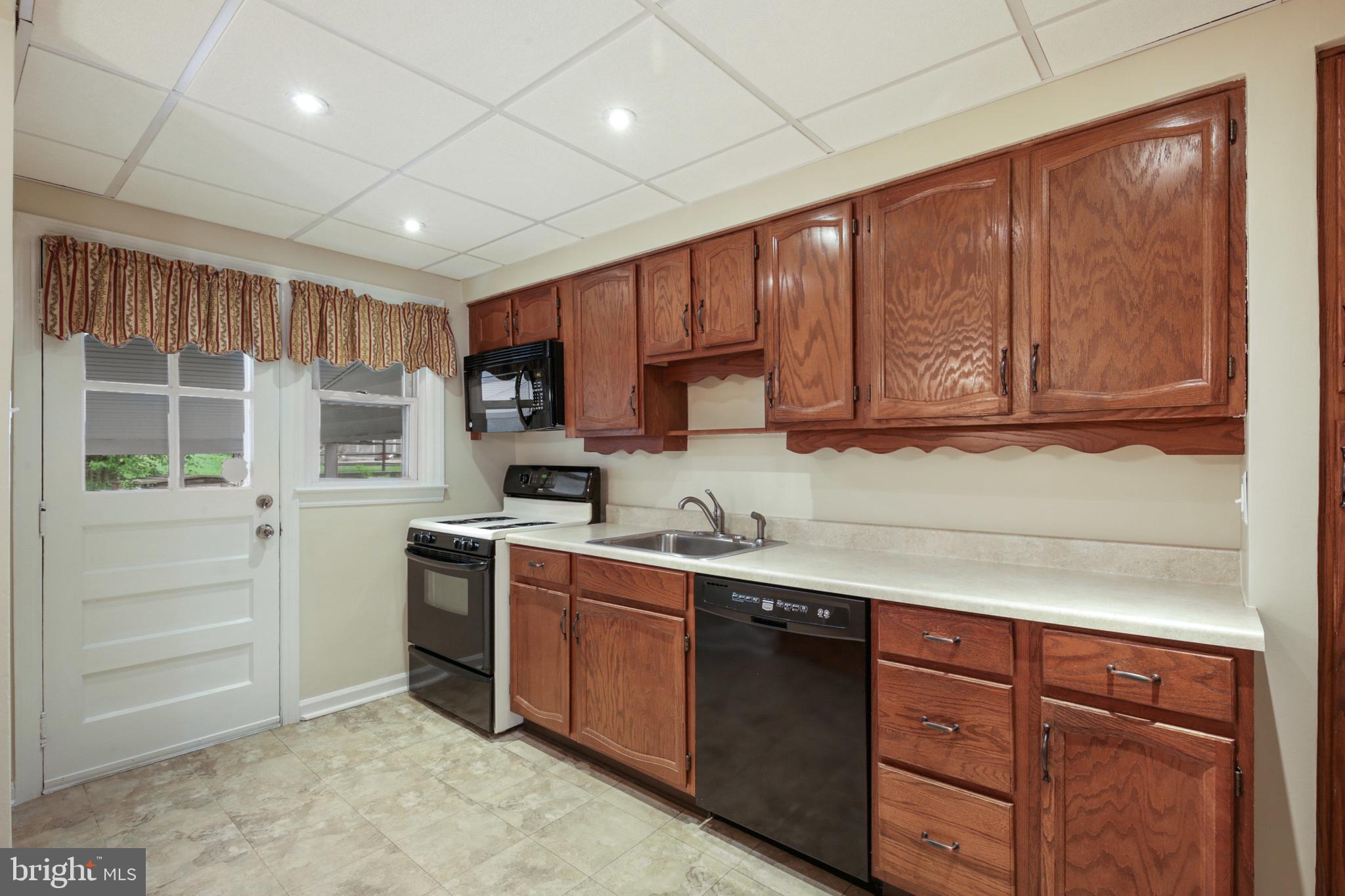 311 3rd Street Baltimore, MD 21206 - Photo 7 of 29 Gallery Image 7