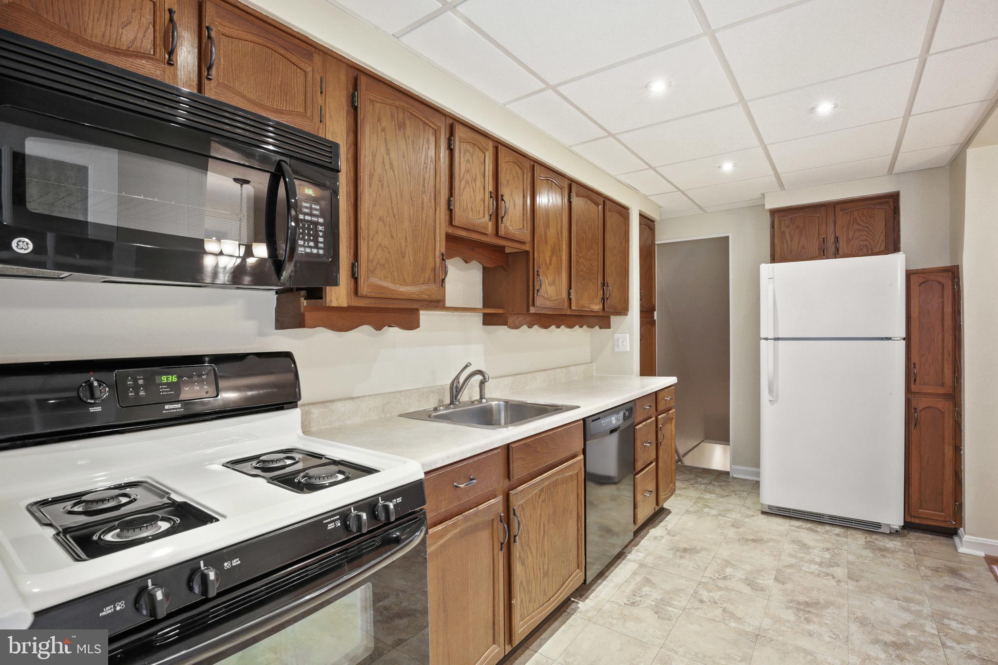 311 3rd Street Baltimore, MD 21206 - Photo 8 of 29 Gallery Image 8