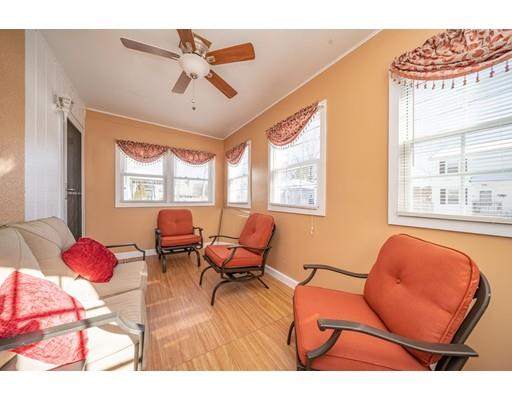 38 Porter Street Springfield, MA 01104 - Photo 3 of 23