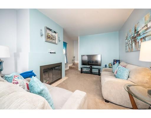 38 Porter Street Springfield, MA 01104 - Photo 4 of 23