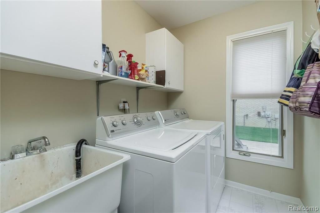 2178 Reagan Drive Rochester Hills, MI 48309 - Photo 20 of 44