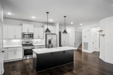 $484,900 | 1268 Easthaven Drive, Clarksville, TN 37043
