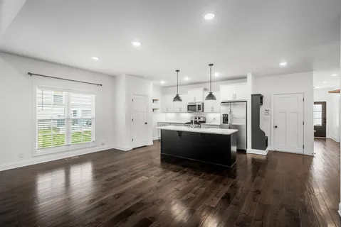 $484,900 | 1268 Easthaven Drive, Clarksville, TN 37043