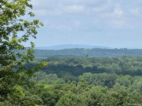 $515,000 | 36 Gem Mountain, LaGrangeville, NY 12540