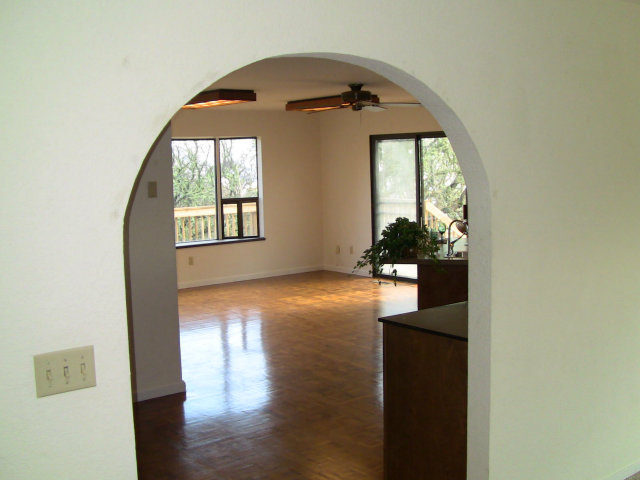 34961 Sky Ranch Road Carmel Valley, CA 93924 - Photo 15 of 25 Gallery Image 15