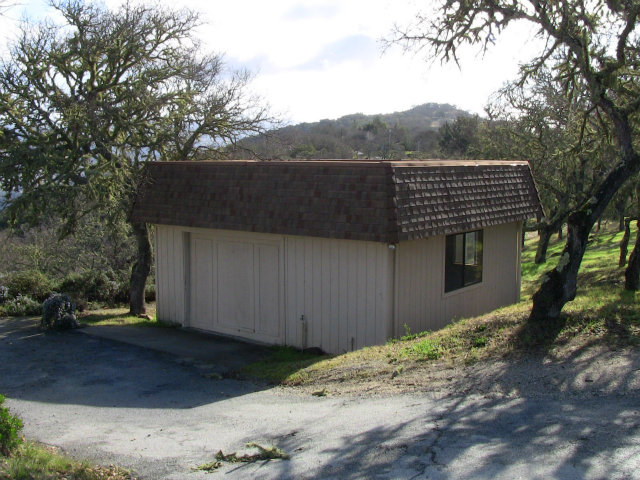 34961 Sky Ranch Road Carmel Valley, CA 93924 - Photo 5 of 25 Gallery Image 5