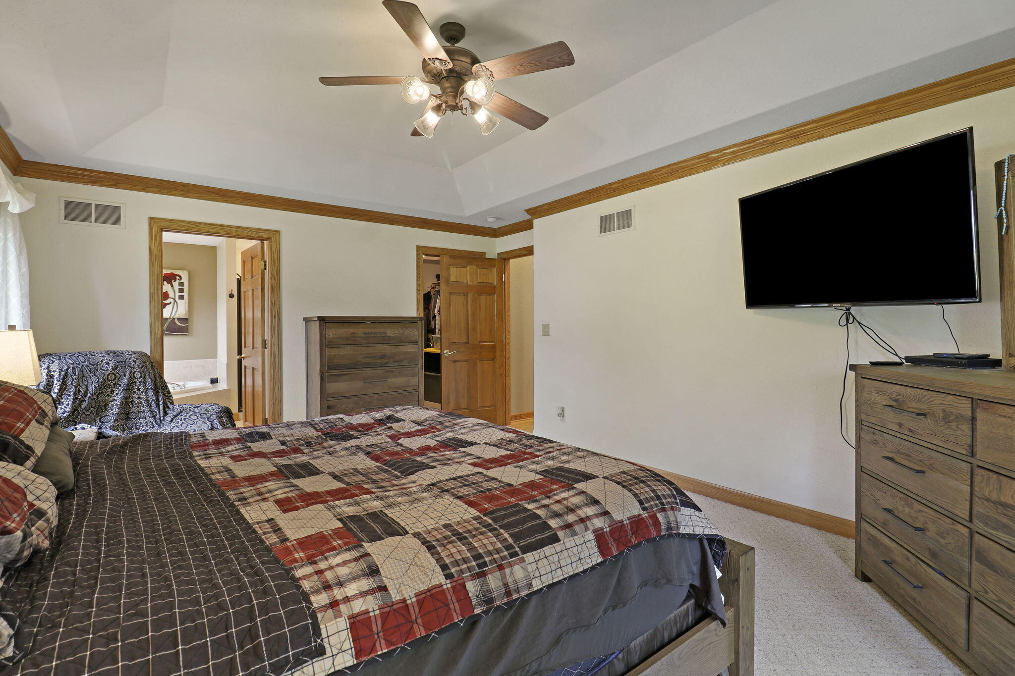 867 River Ridge Circle Waterford, WI 53185 - Photo 19 of 39 Master Bedroom View 2