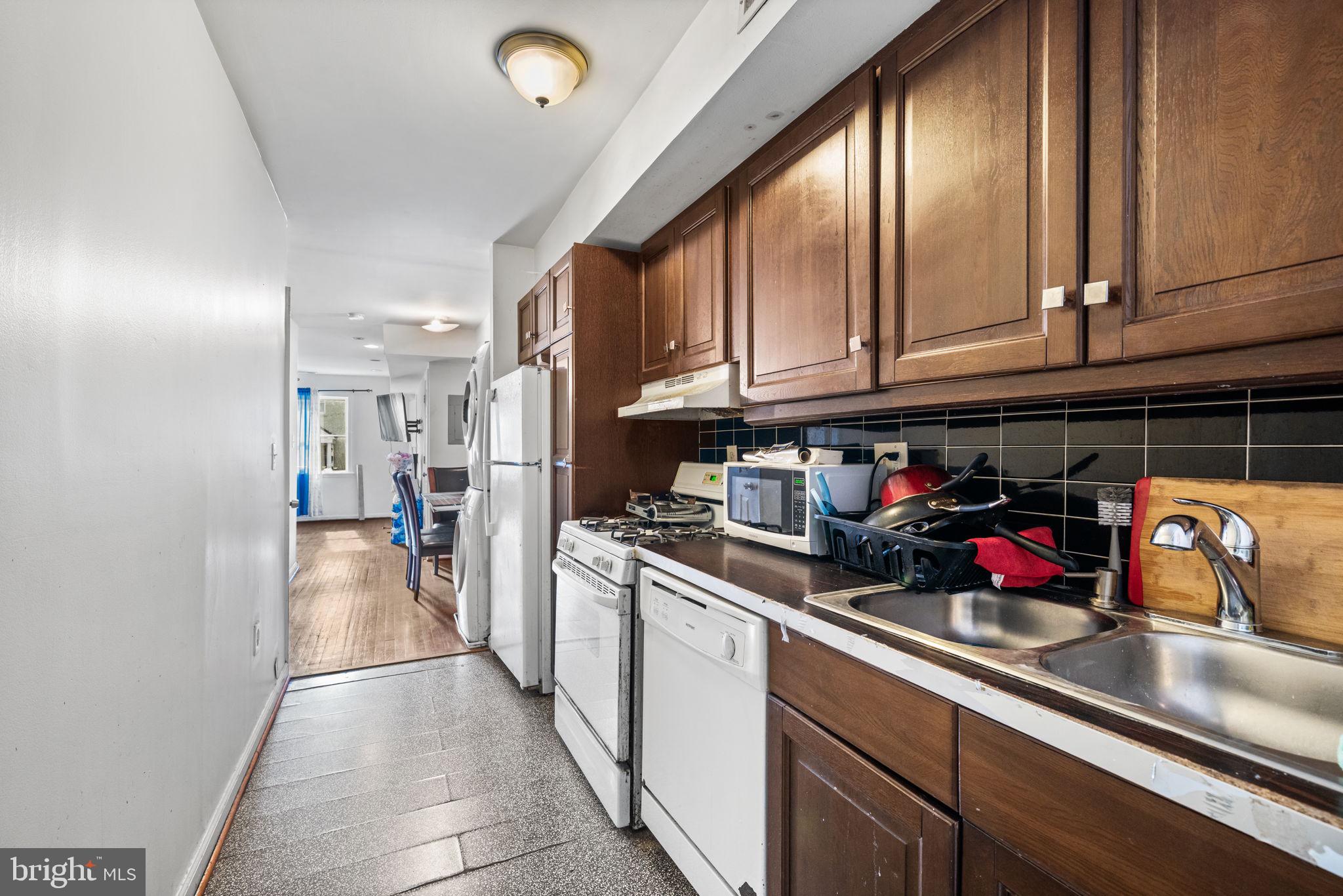 1258 Meigs Place Northeast Washington, DC 20002 - Photo 8 of 11