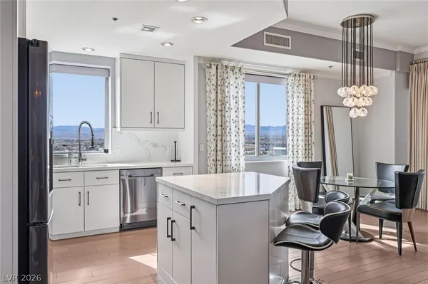 $2,995 | 8255 South Las Vegas Boulevard, Unit 2002, Las Vegas, NV 89123