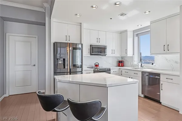 $2,995 | 8255 South Las Vegas Boulevard, Unit 2002, Las Vegas, NV 89123