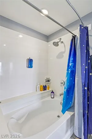 $2,995 | 8255 South Las Vegas Boulevard, Unit 2002, Las Vegas, NV 89123