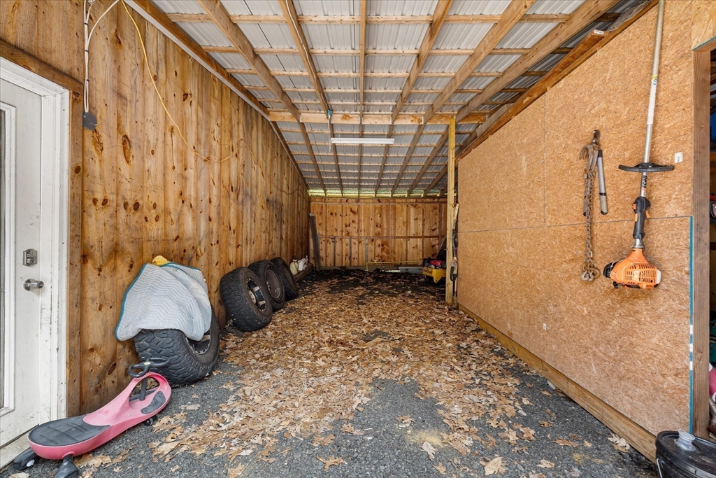 8 Oakwood Road Brimfield, MA 01010 - Photo 27 of 34