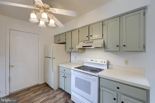 $316,000 | 3213 Maplecrest Terrace, Lancaster, PA 17601