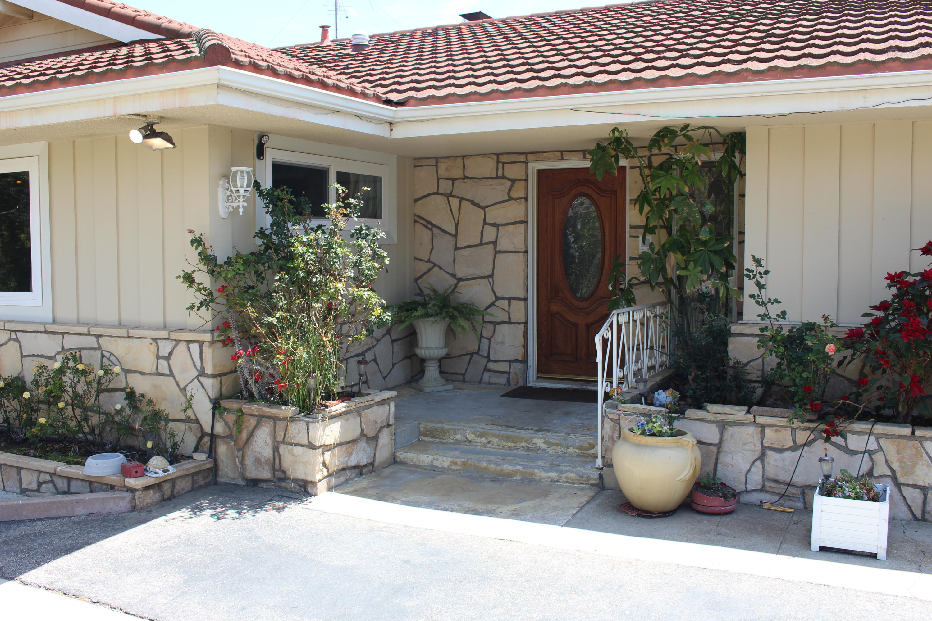 11176 Foothill Road Santa Paula, CA 93060 - Photo 12 of 52 IMG_4960