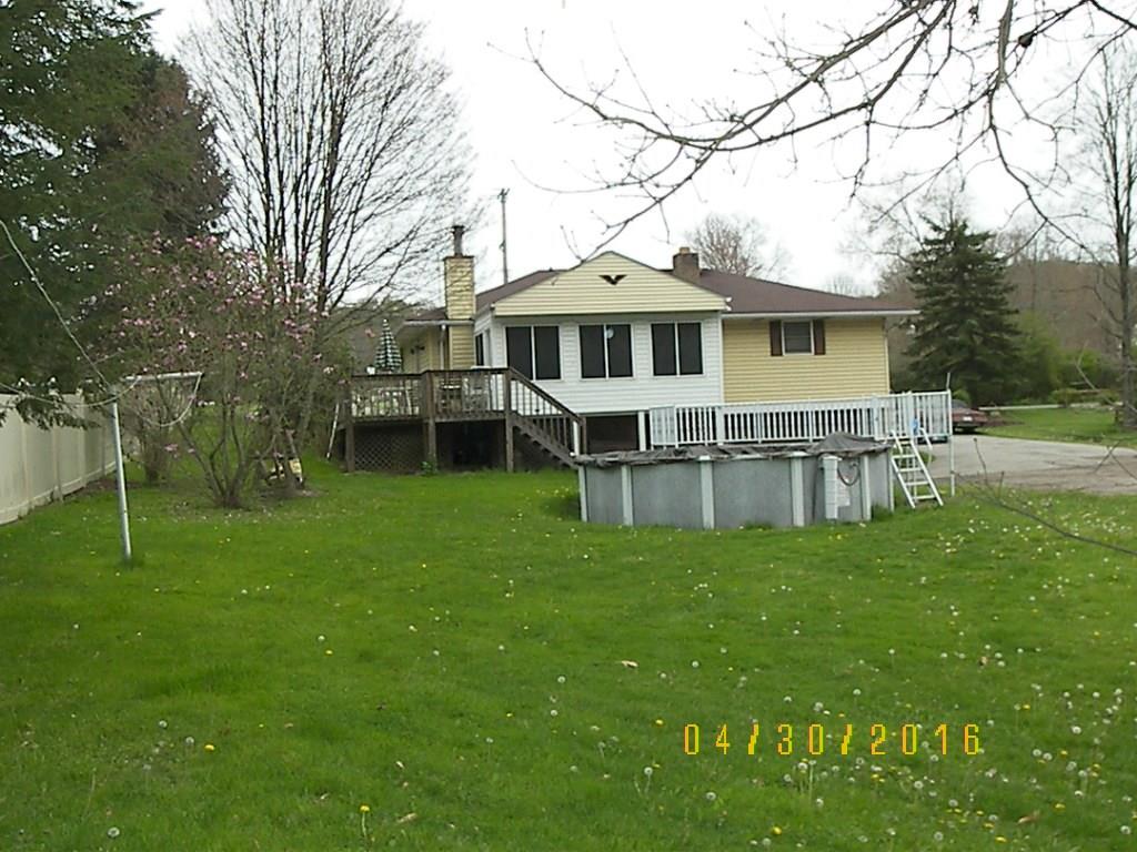 388 Golden Grove Road Economy, PA 15005 - Photo 2 of 18 LOOKING IN FROM THE BACK