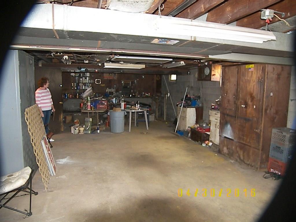 388 Golden Grove Road Economy, PA 15005 - Photo 16 of 18 GARAGE