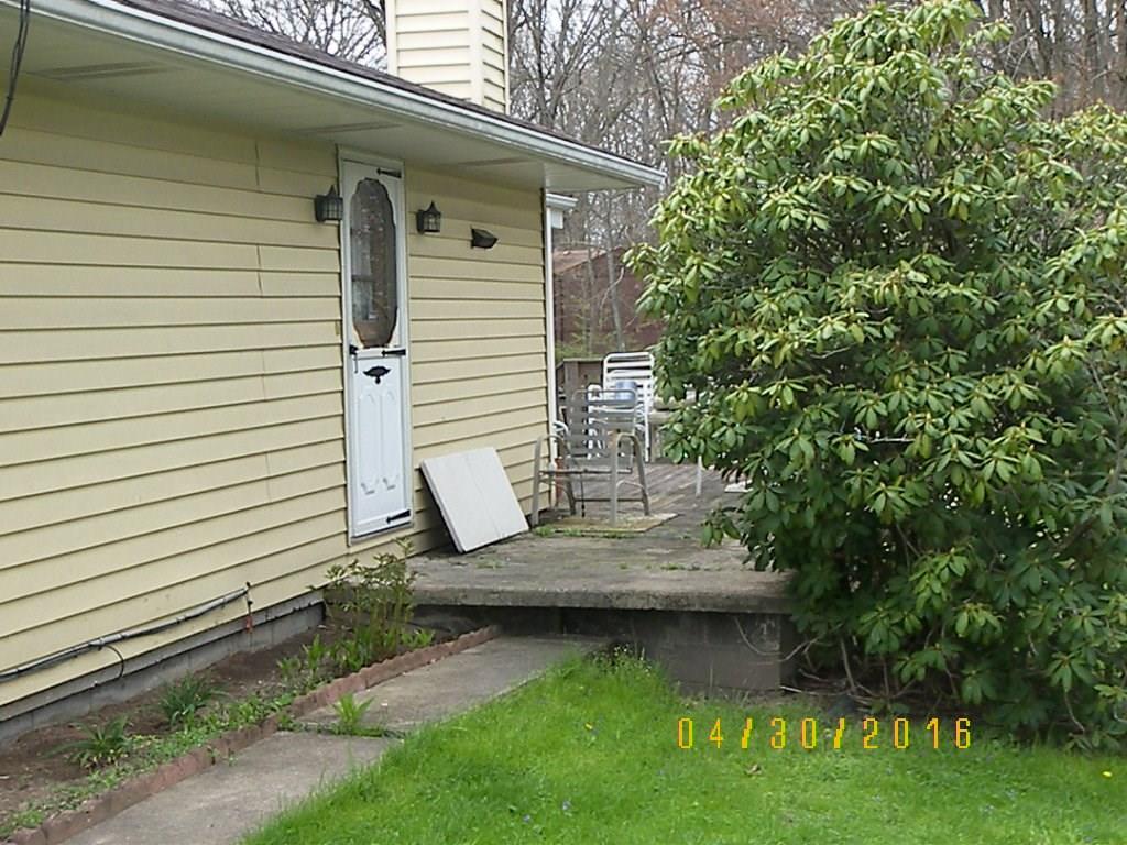 388 Golden Grove Road Economy, PA 15005 - Photo 4 of 18 SIDE ENTRANCE