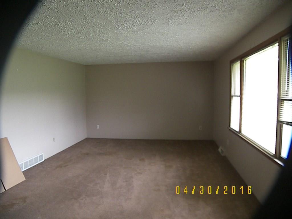 388 Golden Grove Road Economy, PA 15005 - Photo 10 of 18 LARGE LIVING ROOM