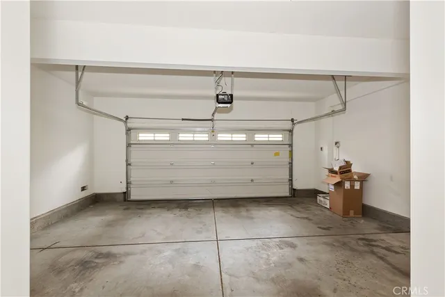 $3,200 | 14562 Rochester Avenue, Chino, CA 91710