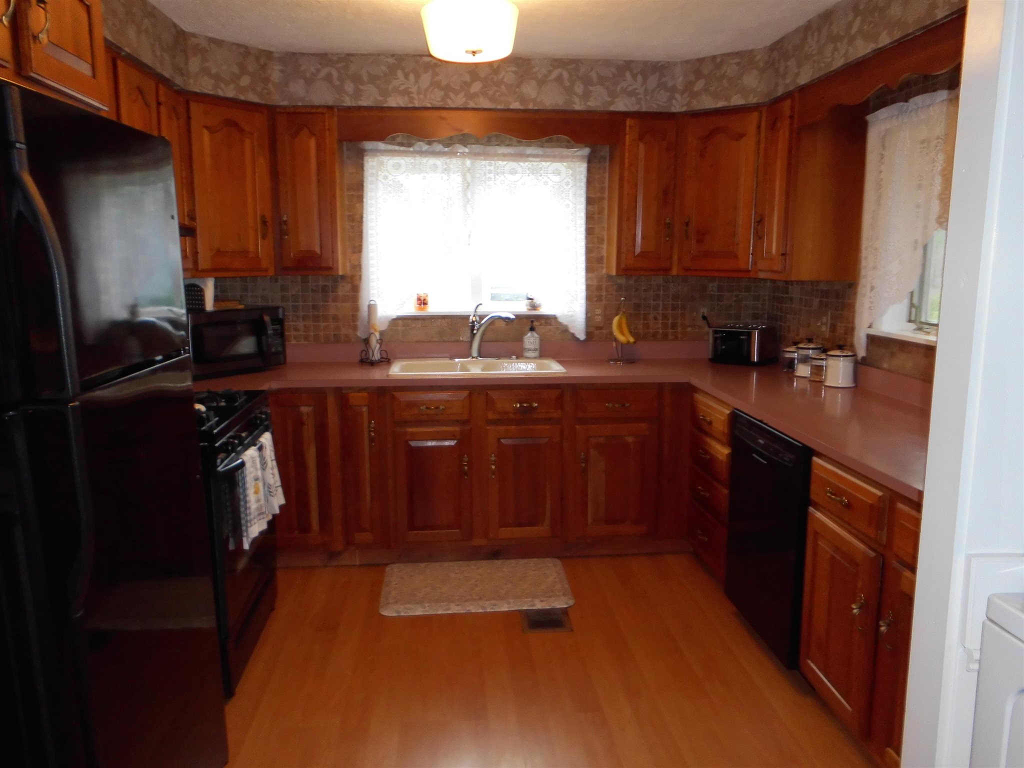 109 Pine Street Castleton, VT 05735 - Photo 2 of 12