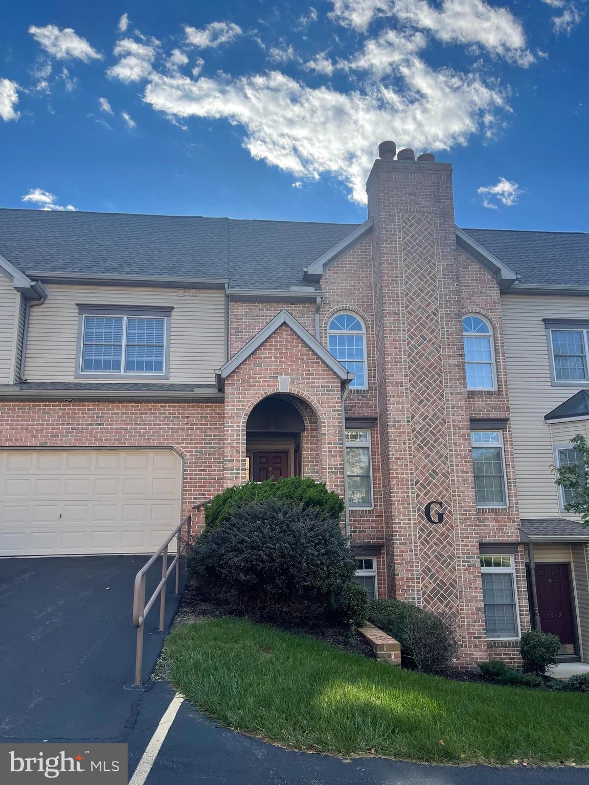 4637 Deer Path Road Harrisburg, PA 17110 - Photo 2 of 25 Gallery Image 2