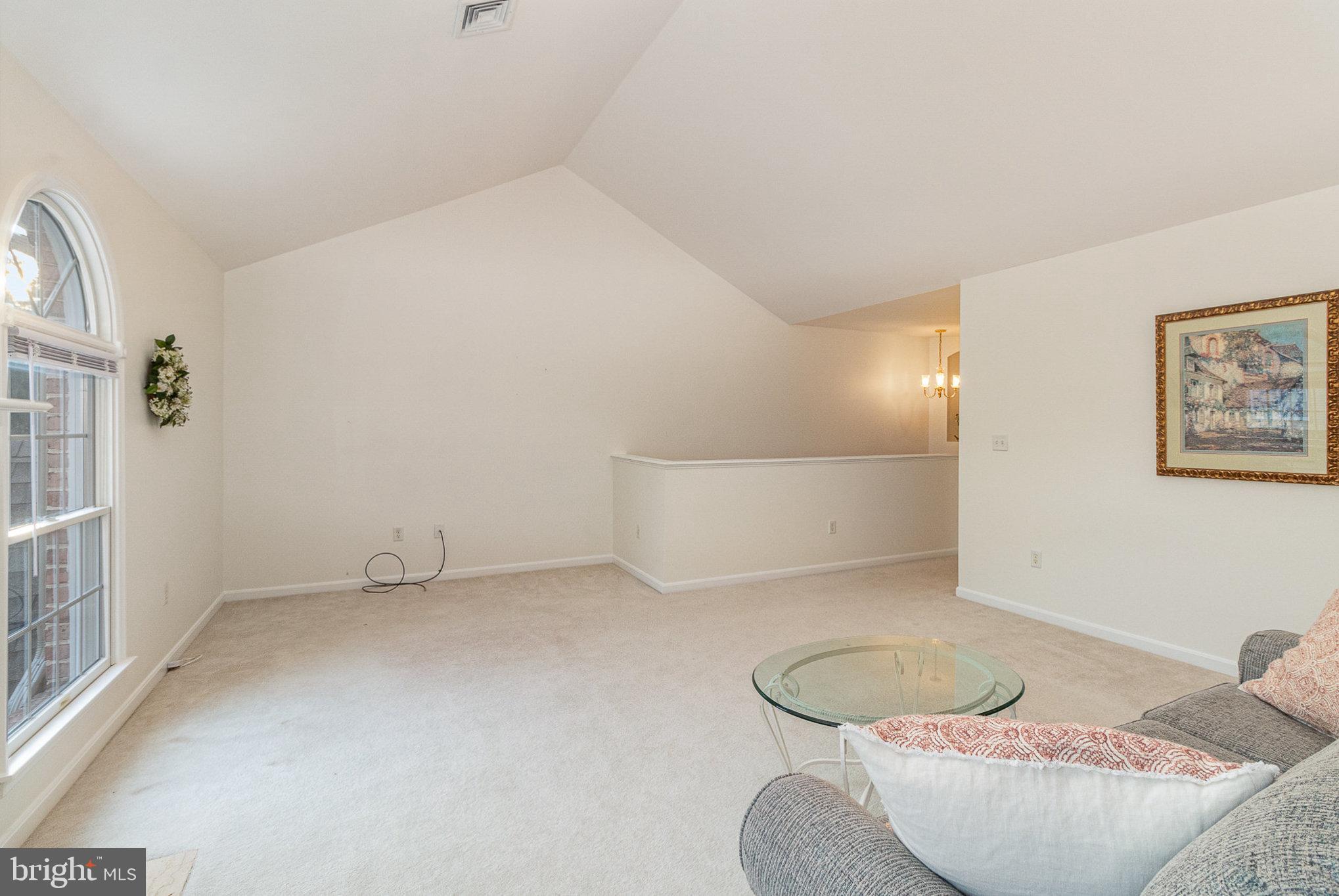 4637 Deer Path Road Harrisburg, PA 17110 - Photo 7 of 25 Living Room