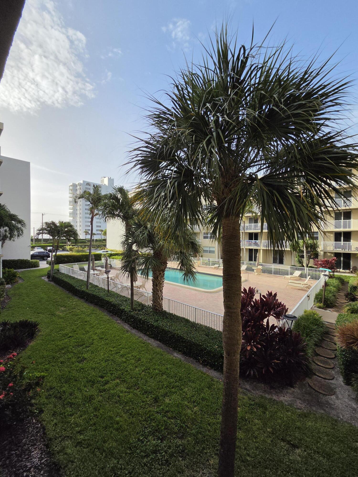 2929 South Ocean Boulevard, Unit 2120 Boca Raton, FL 33432 - Photo 3 of 5 20260713_081157