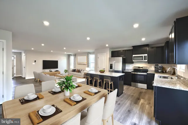 $429,000 | 77 Summerfield Drive, New Oxford, PA 17350