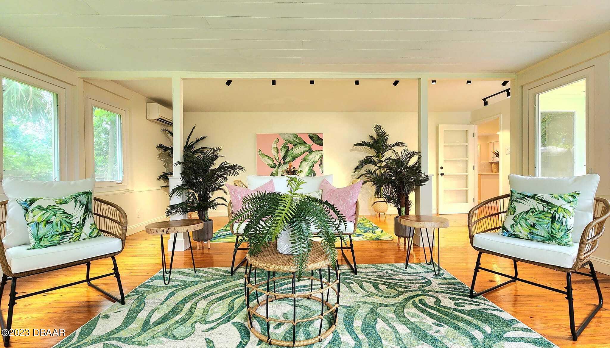 912 North Halifax Drive Ormond Beach, FL 32176 - Photo 23 of 65 a view of an entryway