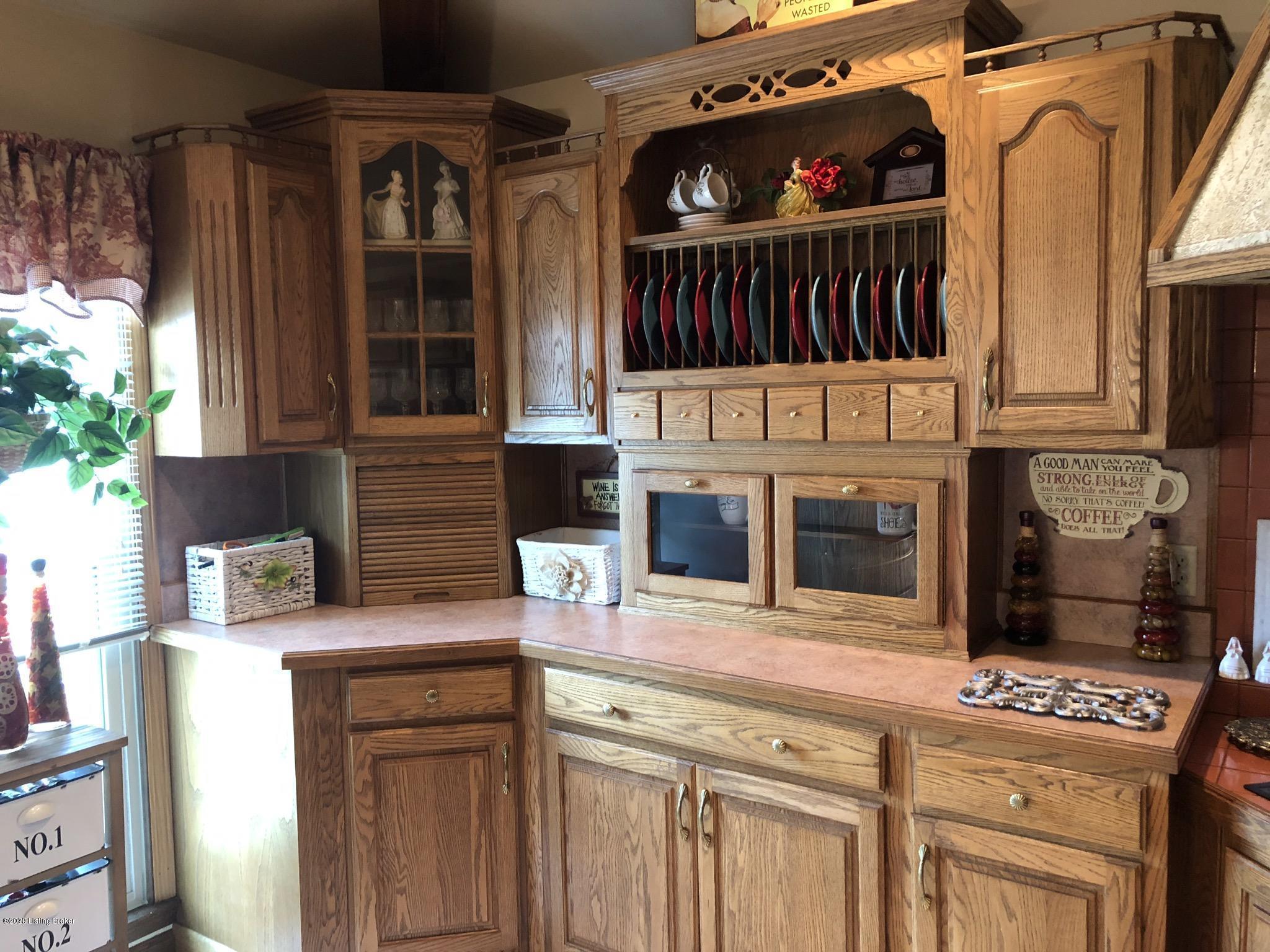 301 Moser Road Louisville, KY 40243 - Photo 7 of 30 MOSER 8