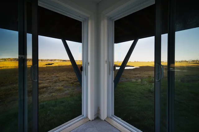 $599,000 | 16 Bruce Street, Hampton, NH 03842