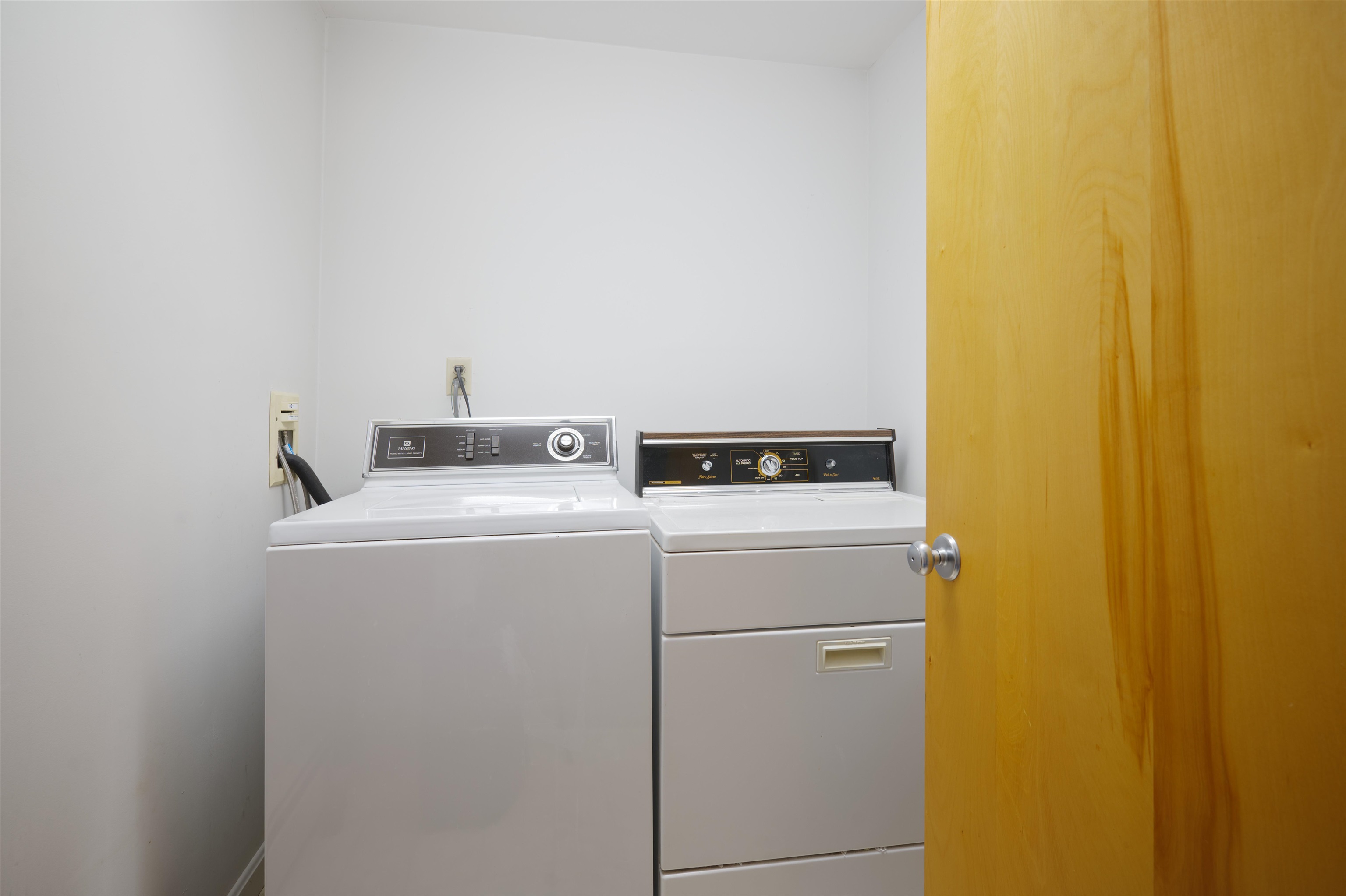 16 Bruce Street Hampton, NH 03842 - Photo 19 of 41