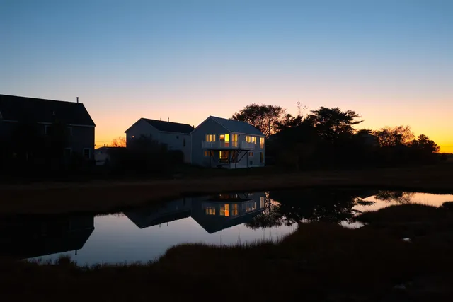 $599,000 | 16 Bruce Street, Hampton, NH 03842