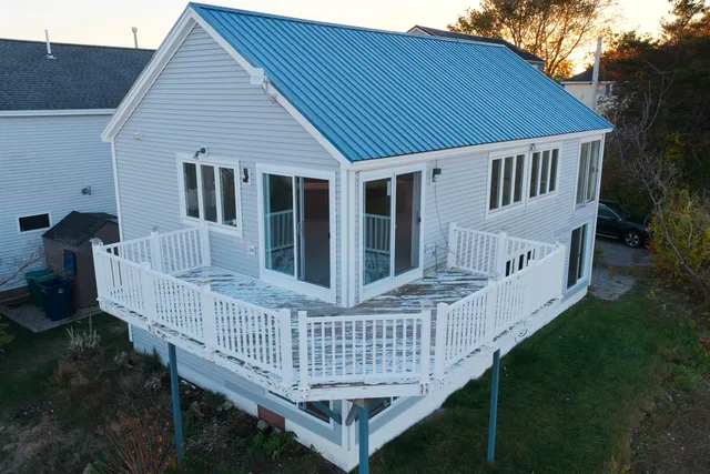 $599,000 | 16 Bruce Street, Hampton, NH 03842