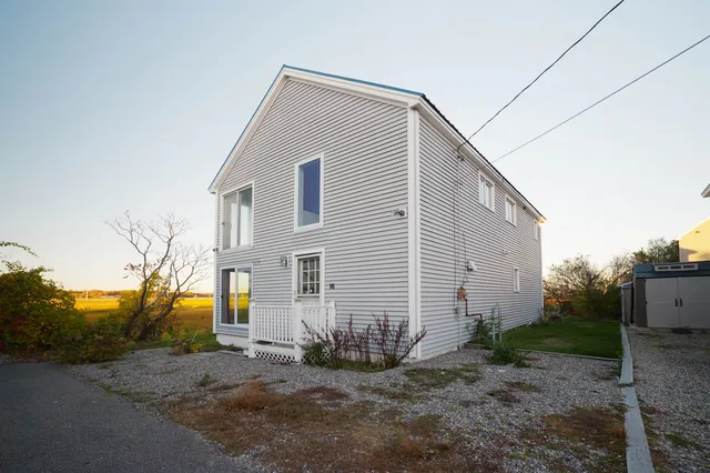 $599,000 | 16 Bruce Street, Hampton, NH 03842
