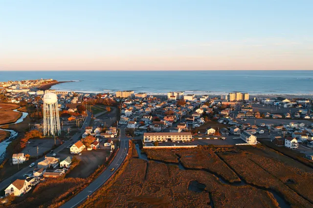 $599,000 | 16 Bruce Street, Hampton, NH 03842