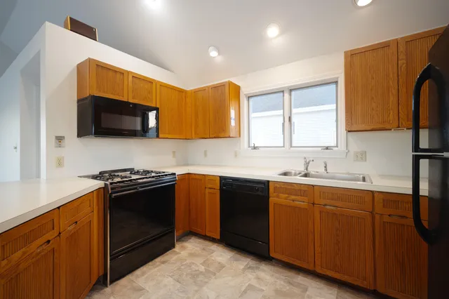 $599,000 | 16 Bruce Street, Hampton, NH 03842