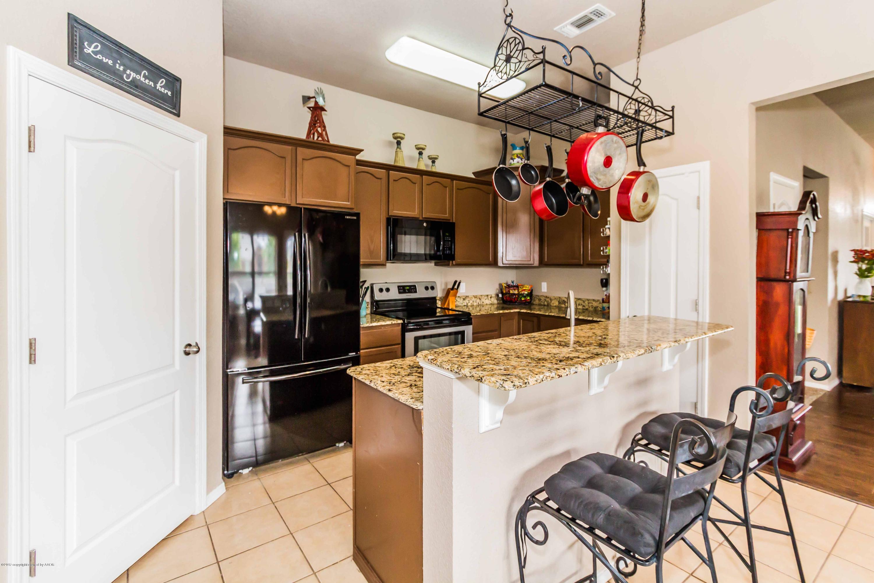 4822 Mammoth Lane Amarillo, TX 79110 - Photo 11 of 38 KITCHEN VIEW 4