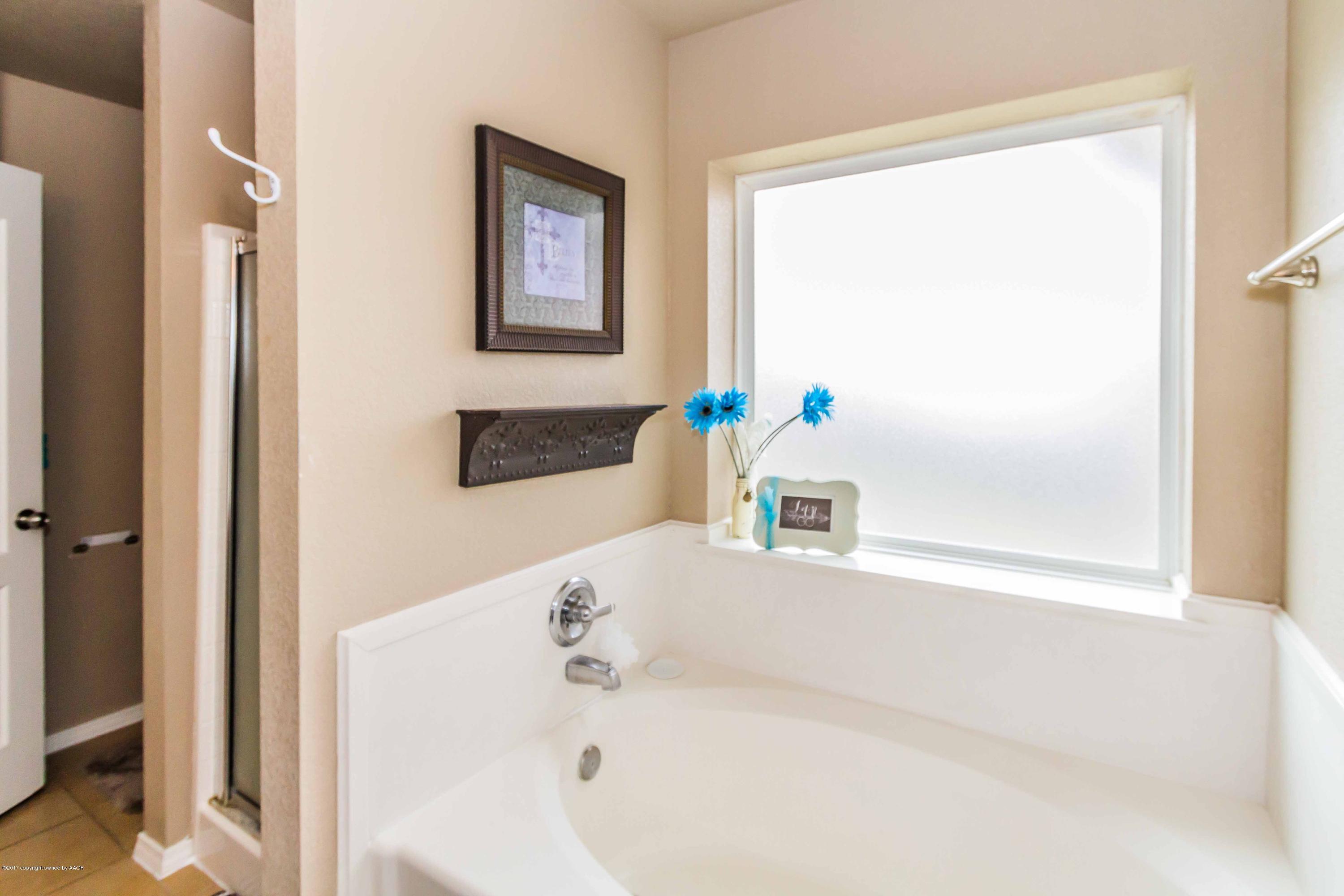 4822 Mammoth Lane Amarillo, TX 79110 - Photo 21 of 38 MASTER BATH VIEW 2