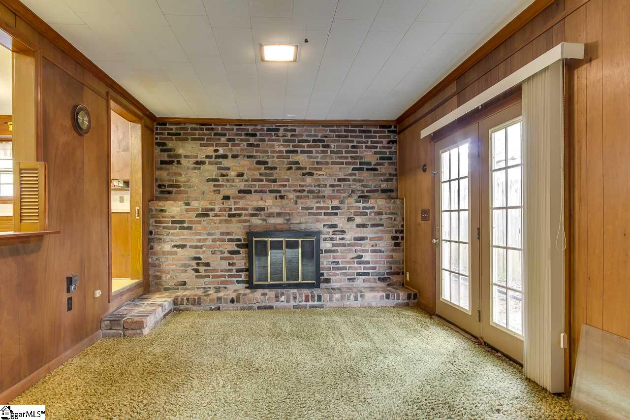 4105 Edwards Road Taylors, SC 29687 - Photo 11 of 24 Gallery Image 11