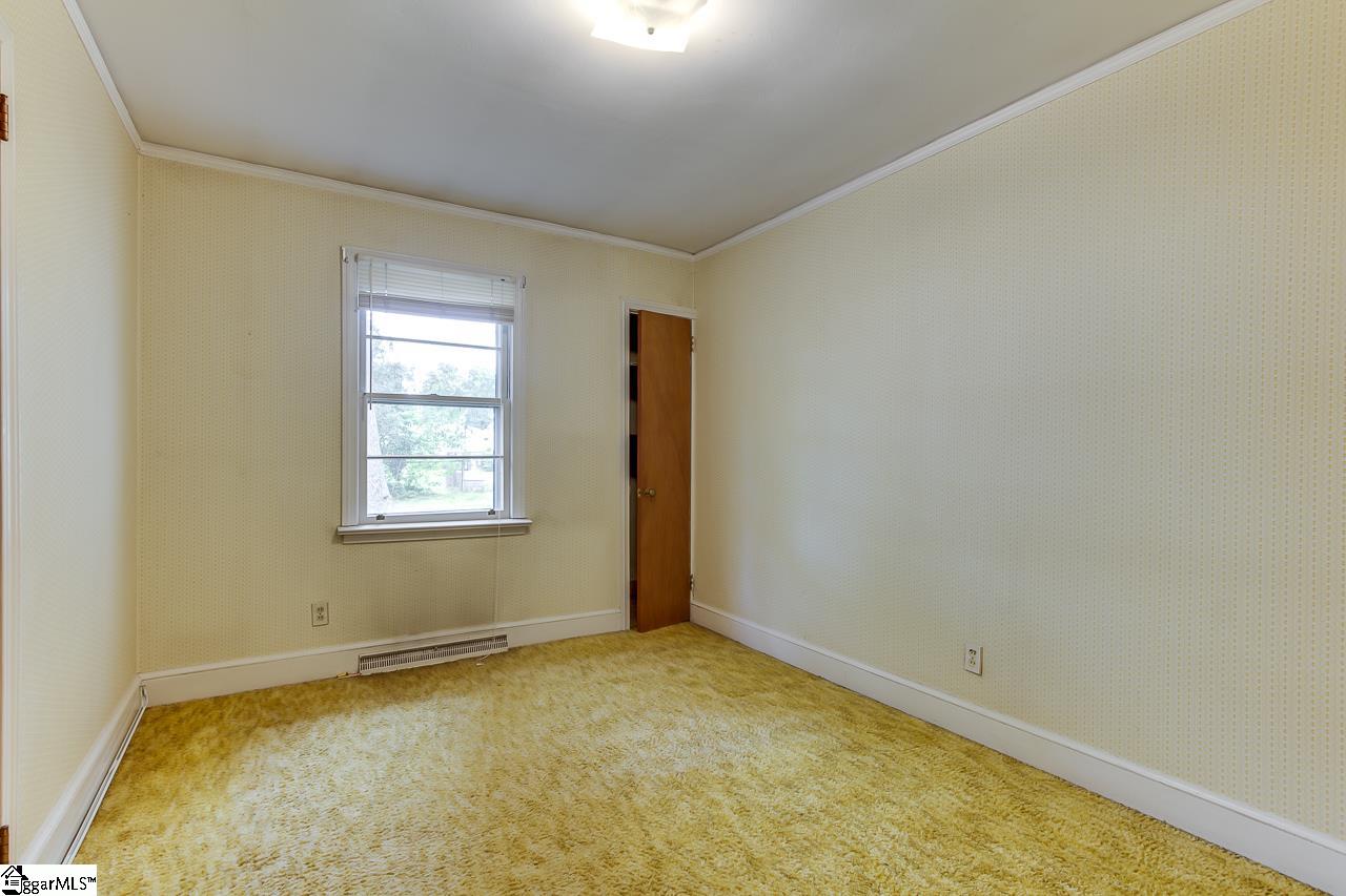 4105 Edwards Road Taylors, SC 29687 - Photo 17 of 24 Gallery Image 17