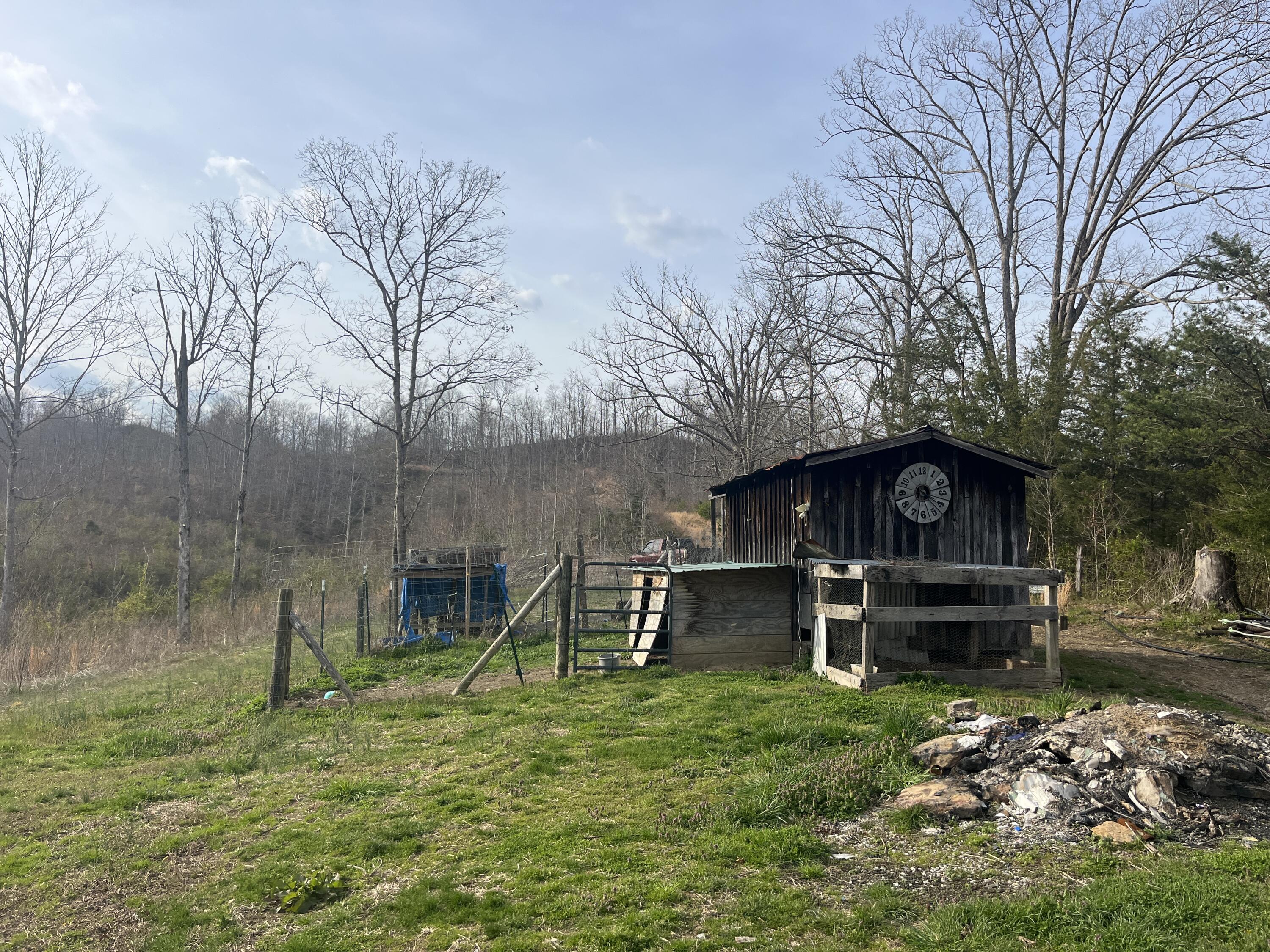 617 Walk Log Branch Road Jackson, KY 41339 - Photo 21 of 57 IMG_0487