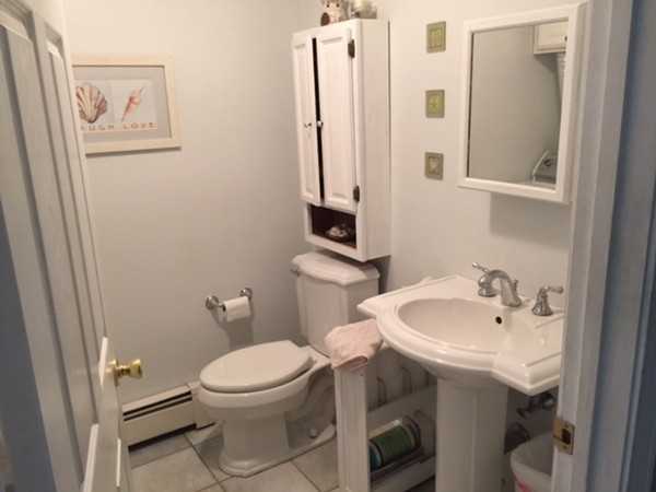 78 Roper Street, Unit D Lowell, MA 01852 - Photo 9 of 15 Gallery Image 9