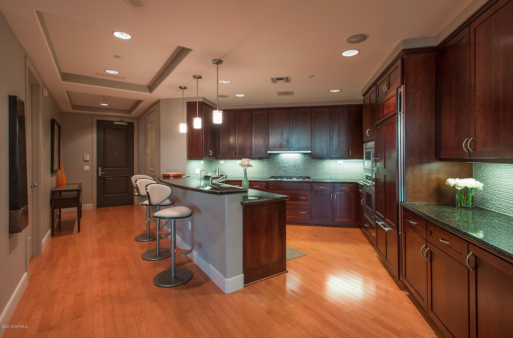 2211 East Camelback Road, Unit 304 Phoenix, AZ 85016 - Photo 15 of 34 Gorgeous kitchen