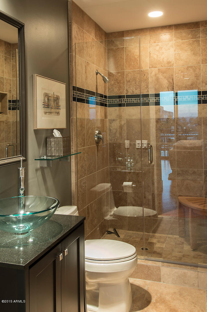 2211 East Camelback Road, Unit 304 Phoenix, AZ 85016 - Photo 22 of 34 Guest bathroom