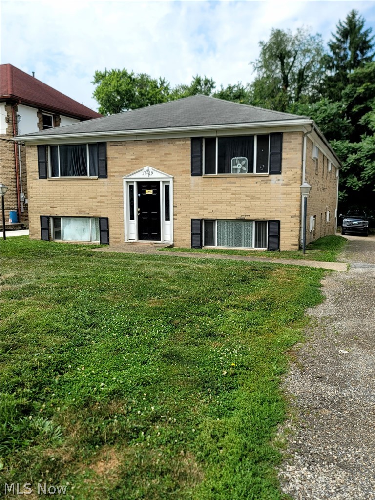 1719 Fulton Road Northwest Canton, OH 44703 - Photo 5 of 13