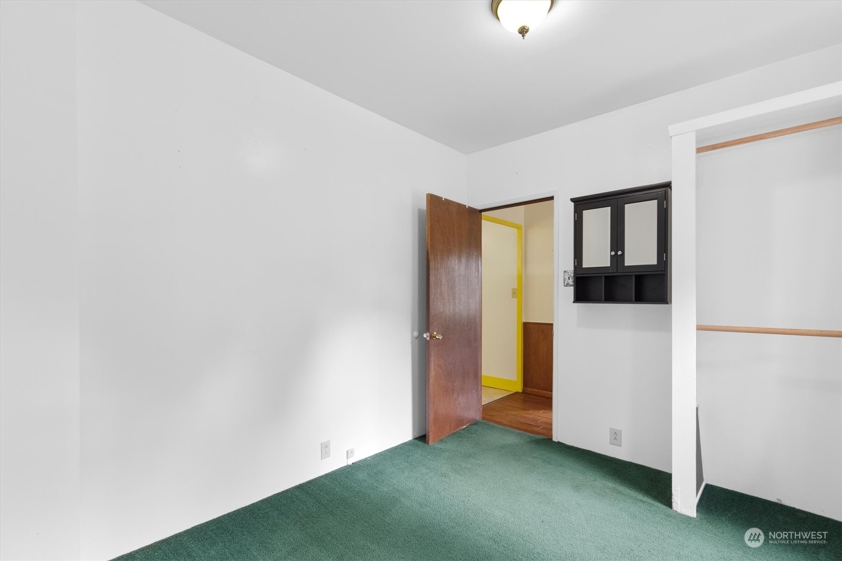 203 Don Martin Road Longview, WA 98632 - Photo 13 of 39 a view of a room with a hallway