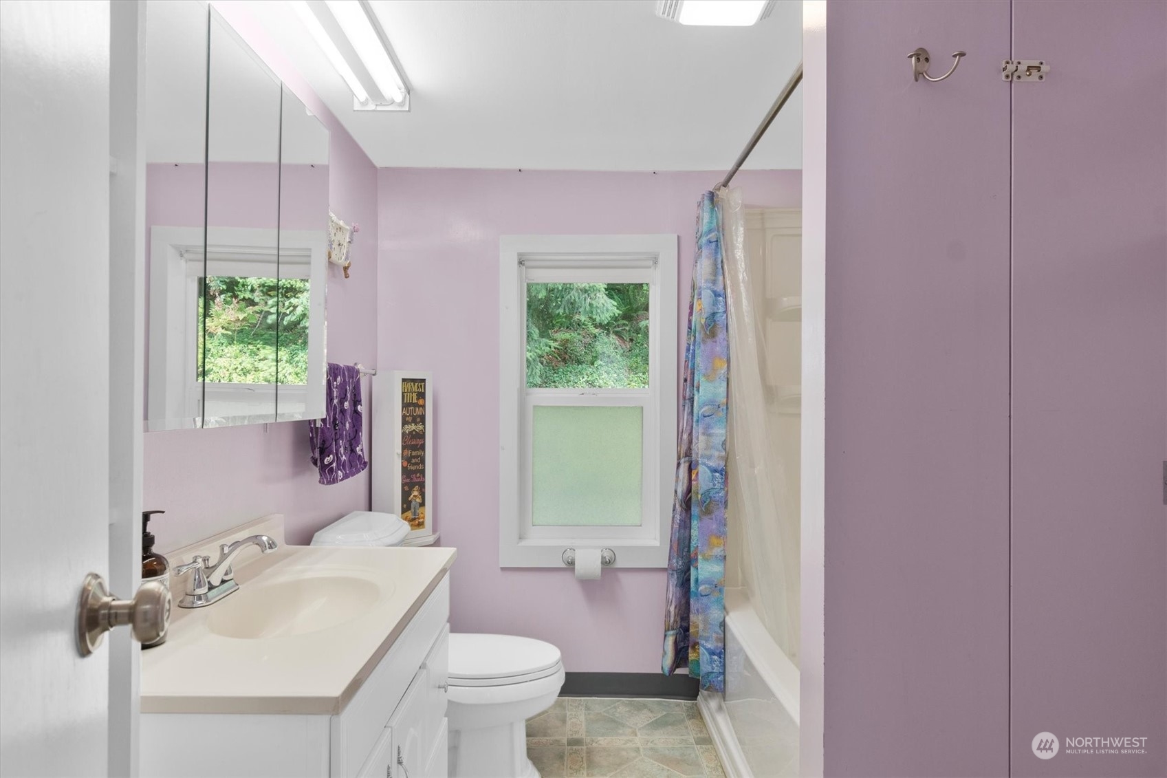 203 Don Martin Road Longview, WA 98632 - Photo 14 of 39 a bathroom with a sink toilet and shower